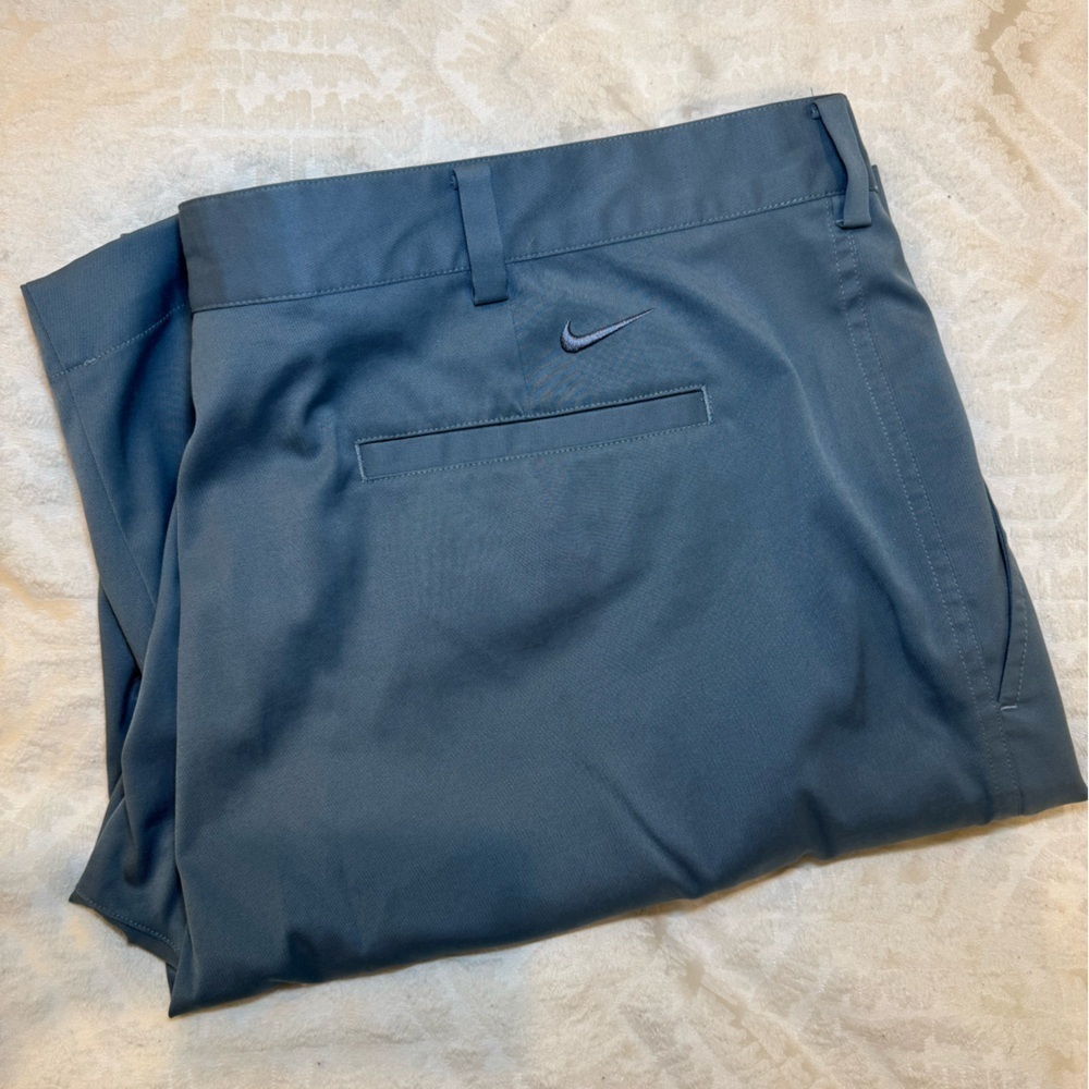 Nike golf fit dry blue shorts 10.5”inseam